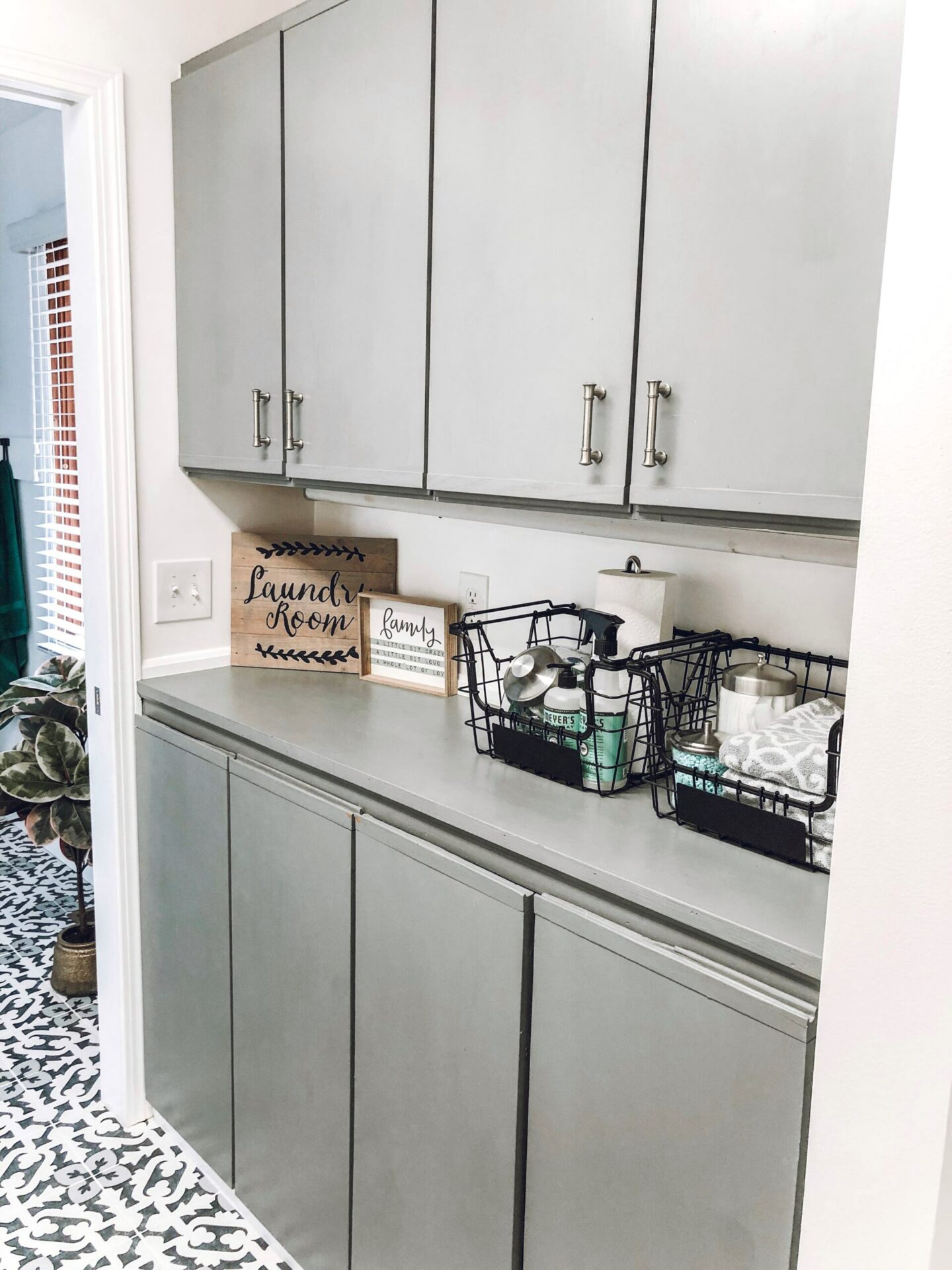 diy laundry room makeover