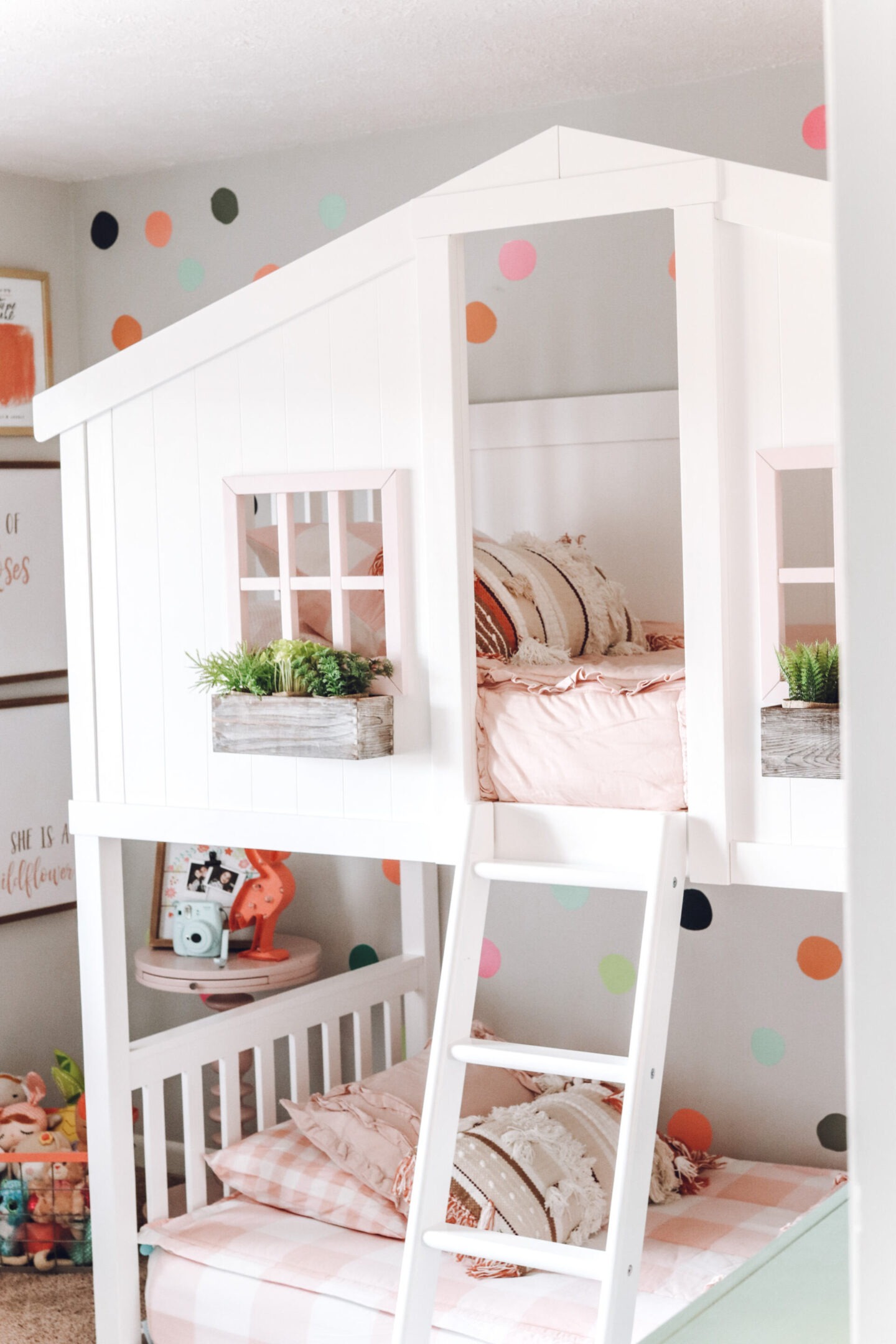 Cute girl rooms with deals bunk beds