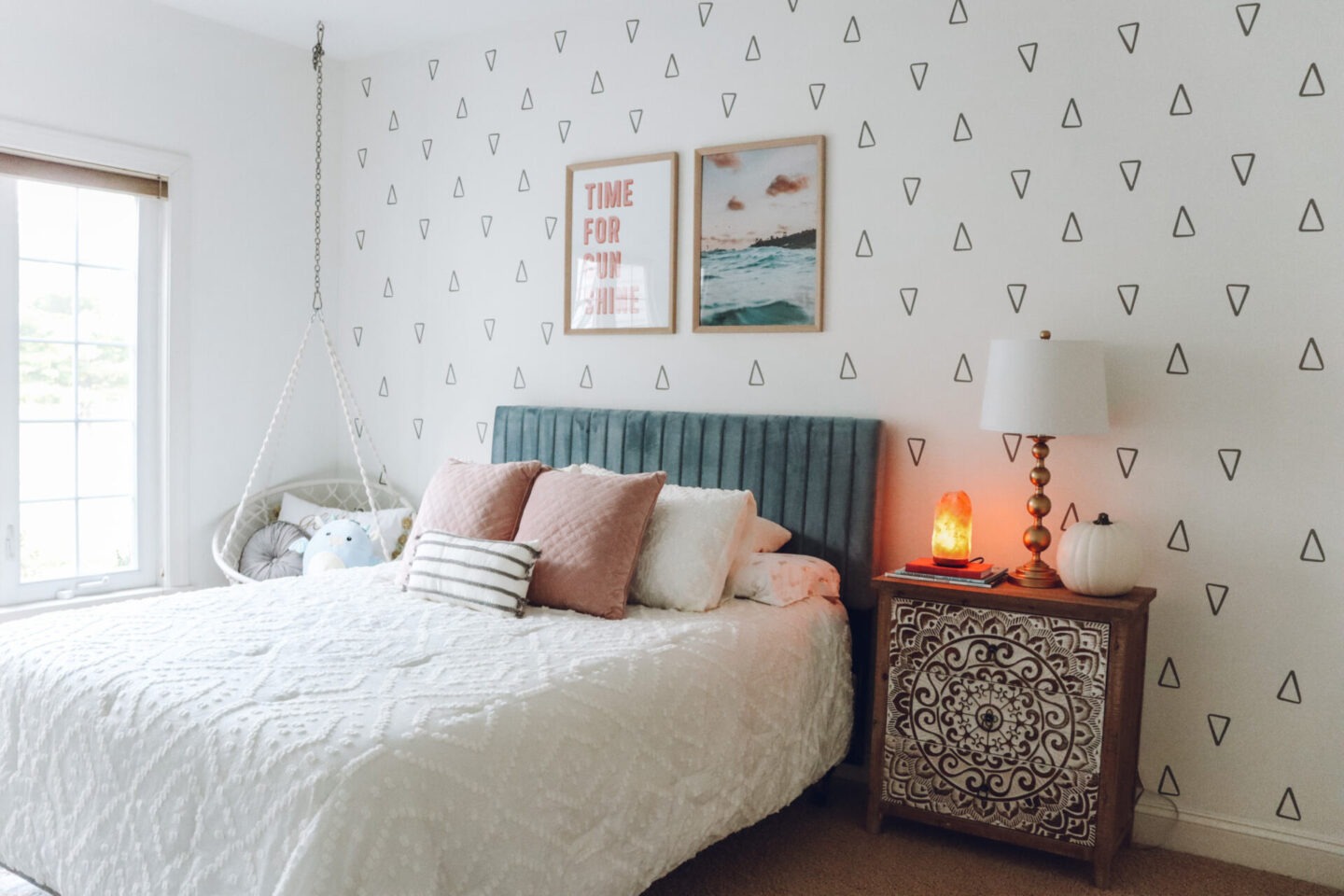 tween girls bedroom