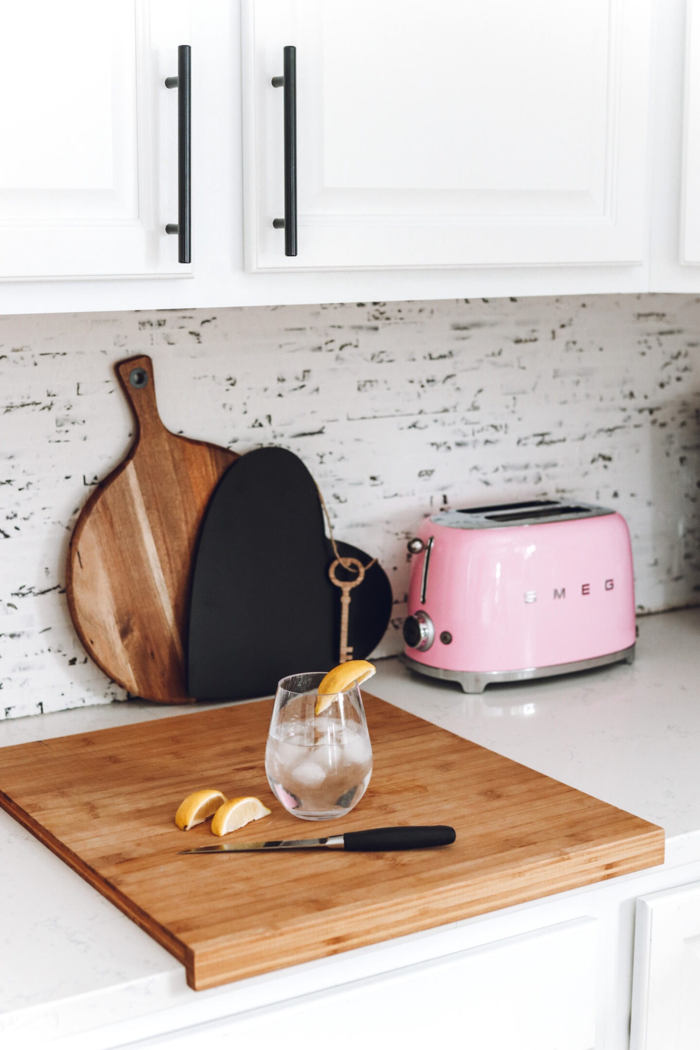 white quartz counters