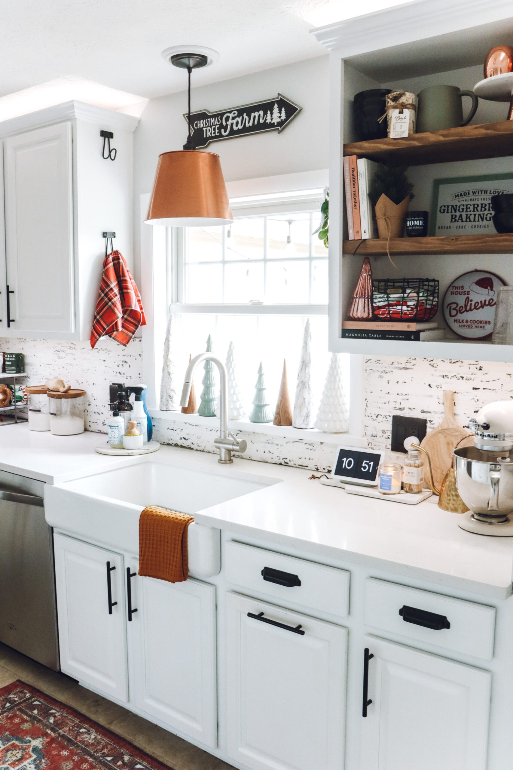 Tips And Tricks Decorating Your Kitchen For The Holidays – Forbes Home