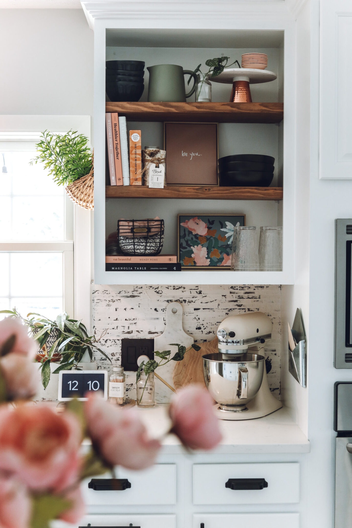 Kitchen Open shelves